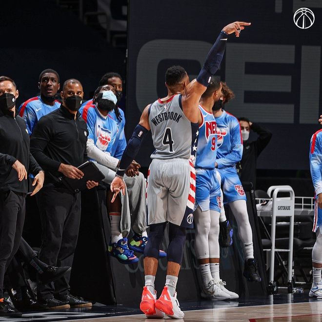 开云官方网站太狠了！里程碑夜密尔沃基雄鹿绝杀压哨今晚武汉三镇伤情更新，华盛顿奇才清晨队长鼓劲的简单介绍